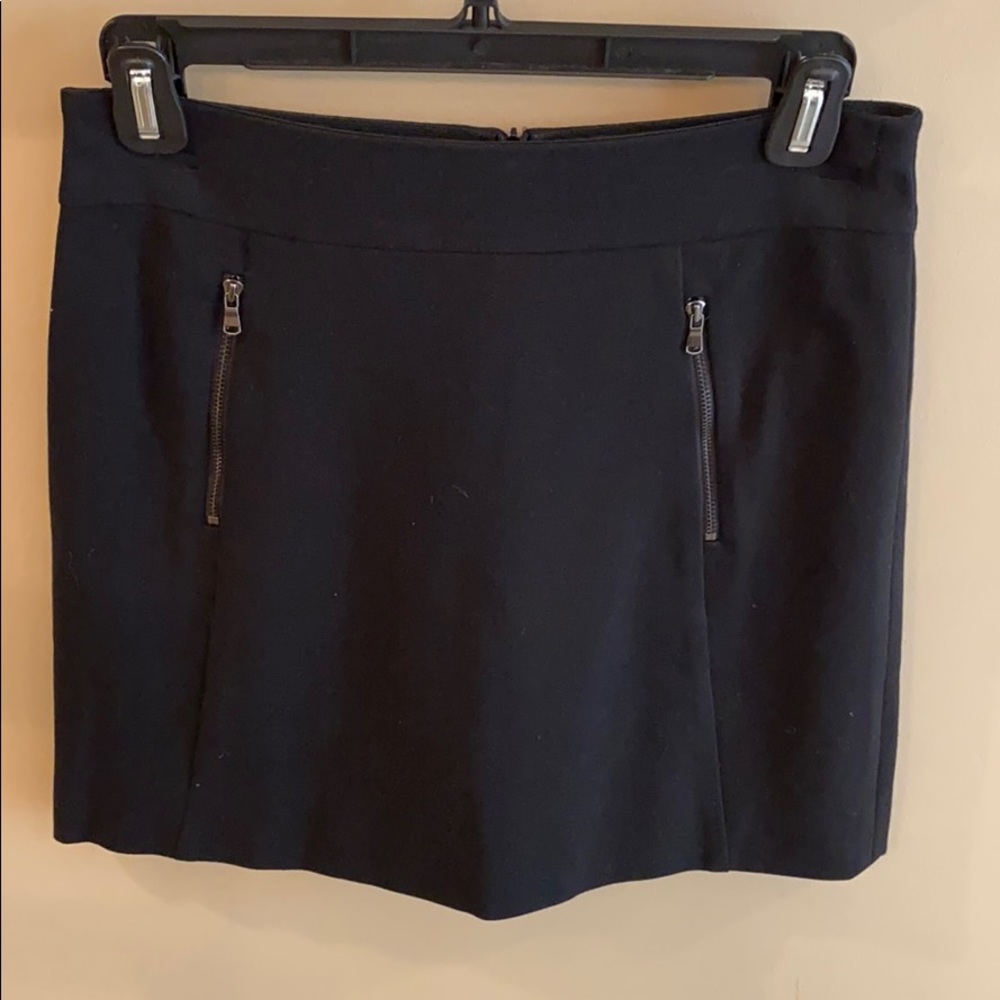 Ann Taylor Black Skirt Size 4 Petite